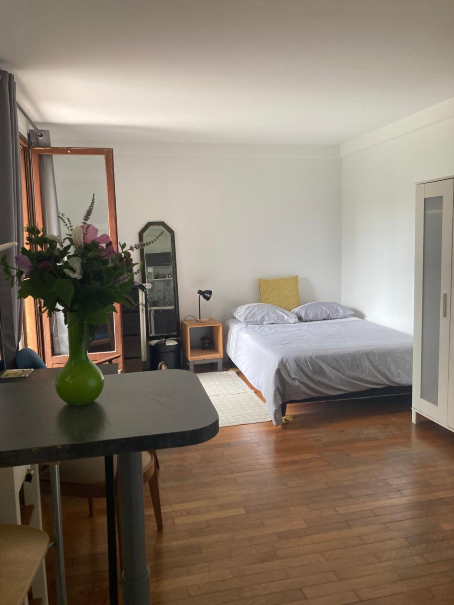 Studio Avec Terrasse Sur Jardin Fontenay-sous-Bois Dış mekan fotoğraf