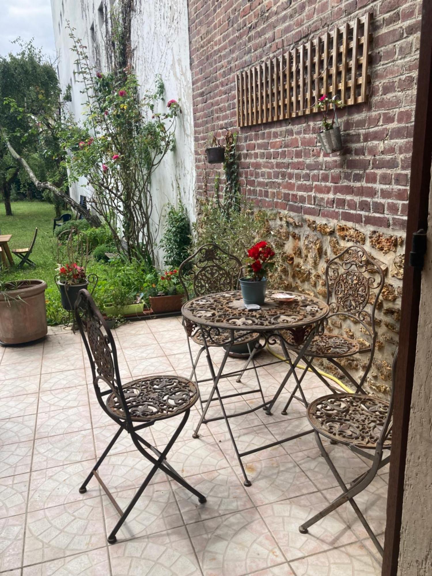 Studio Avec Terrasse Sur Jardin Fontenay-sous-Bois Dış mekan fotoğraf